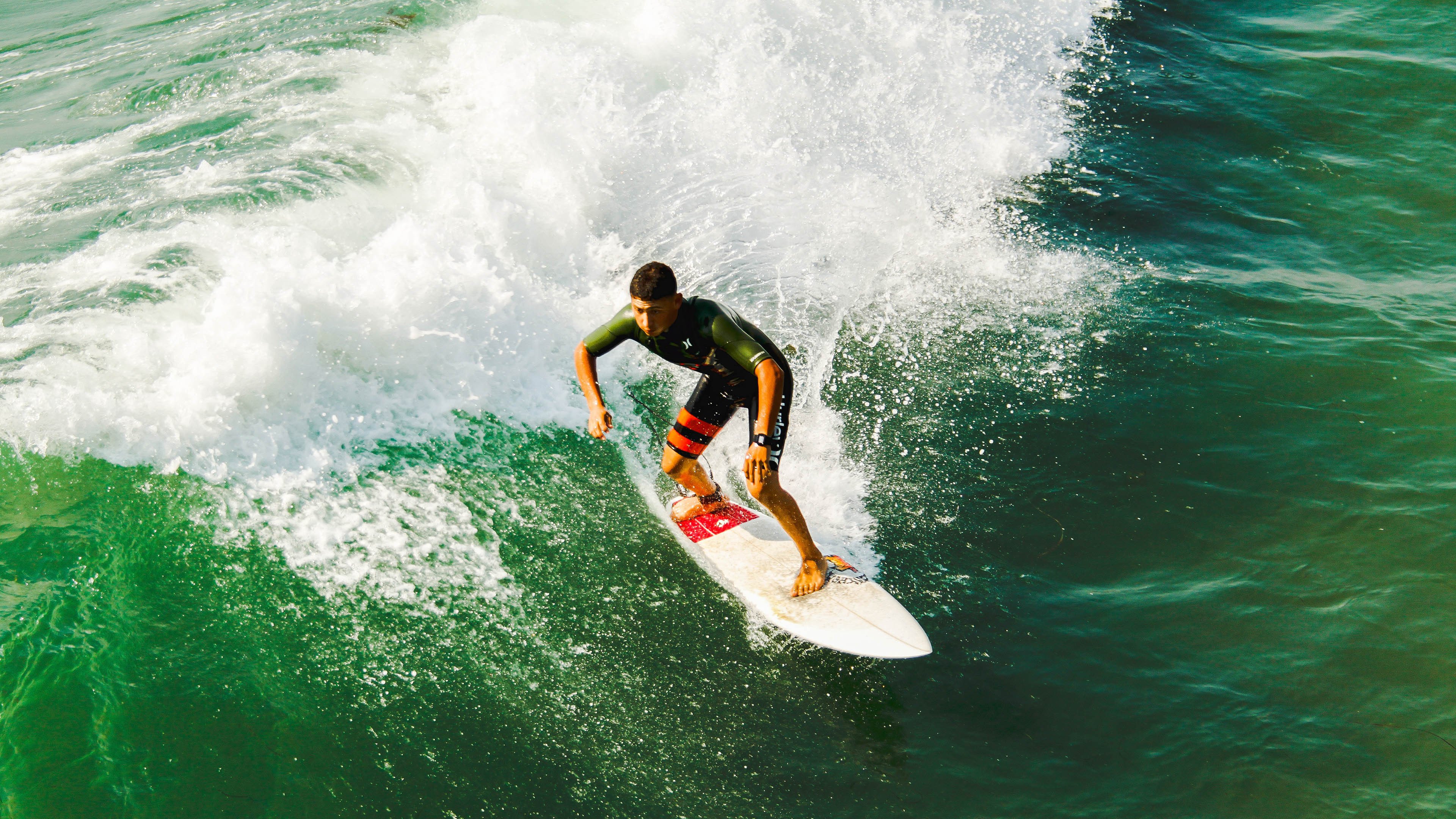 国家女篮通过技术训练细化各个位置职责，国家队里的有20多年教学经验的优秀的一位女篮球教练